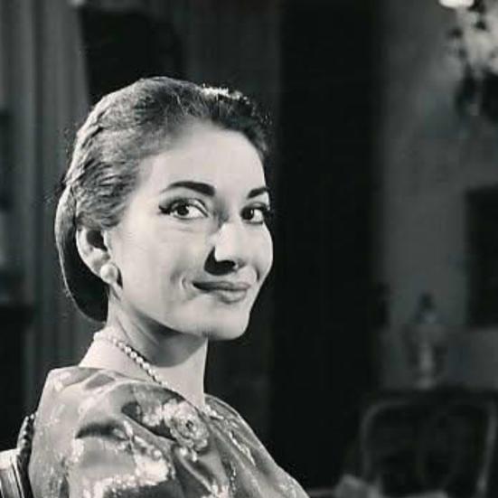 Sorthvidt foto af Maria Callas